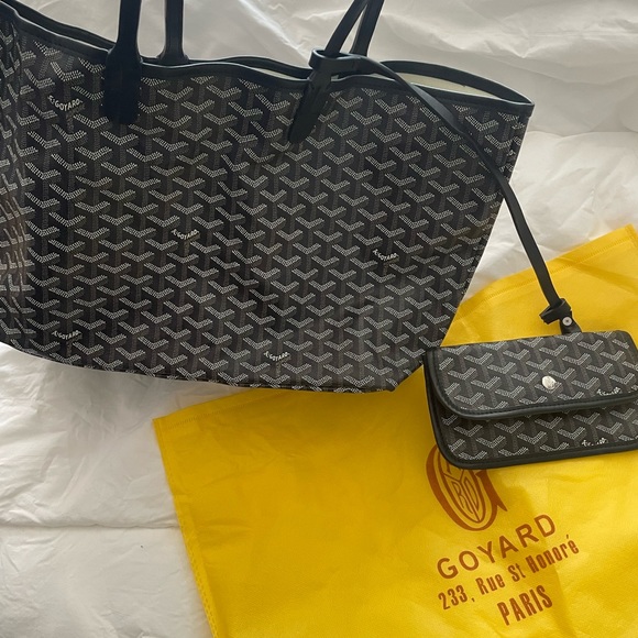 Goyard Handbags - Goyard Tote with pouch & dust bag - Black 🔥🖤